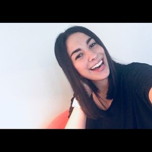 Meet your Posher, Halle